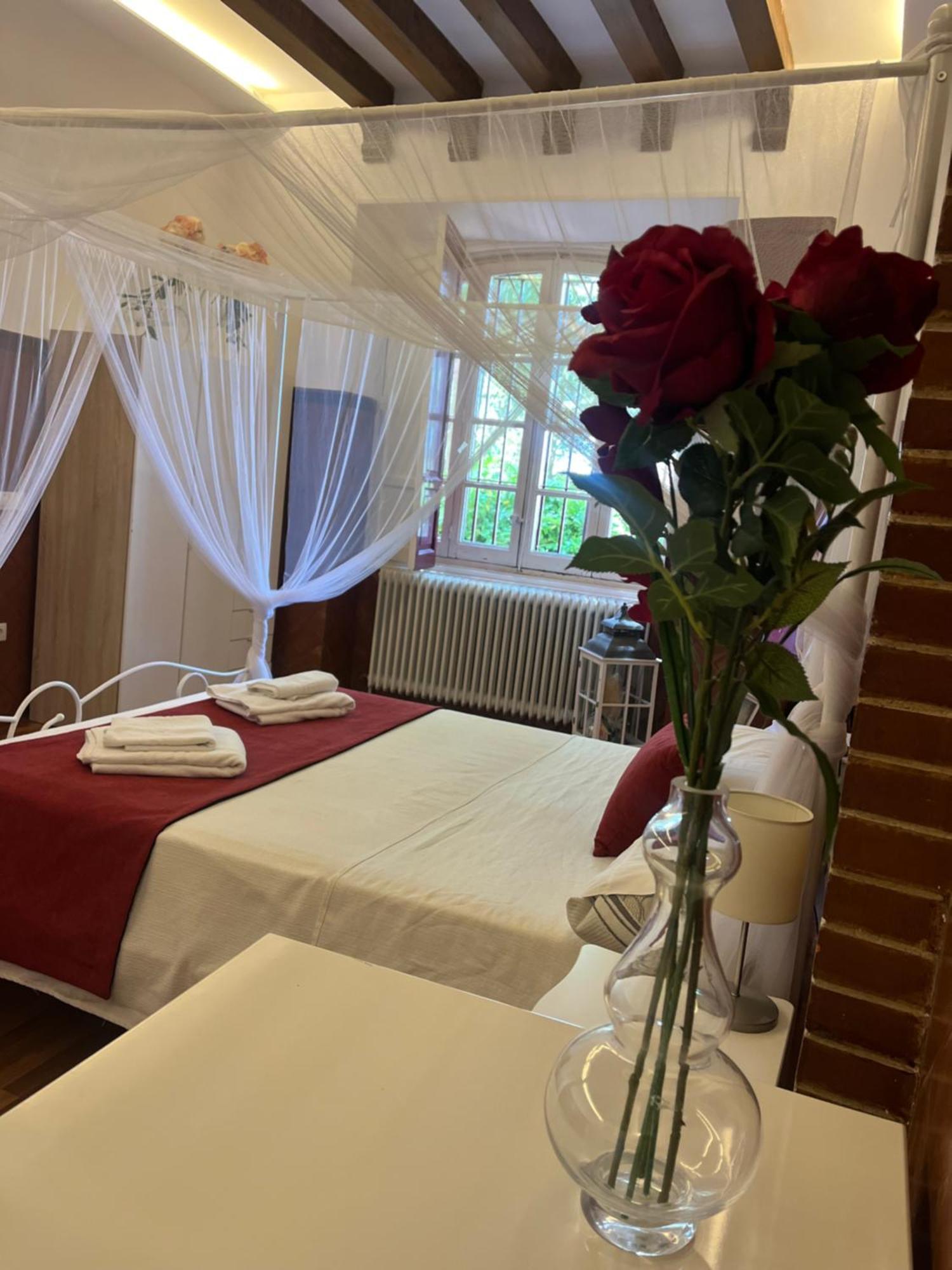 فندق Casa Jardin El Colmenar لاس نافاس ديل ماركيز المظهر الخارجي الصورة
