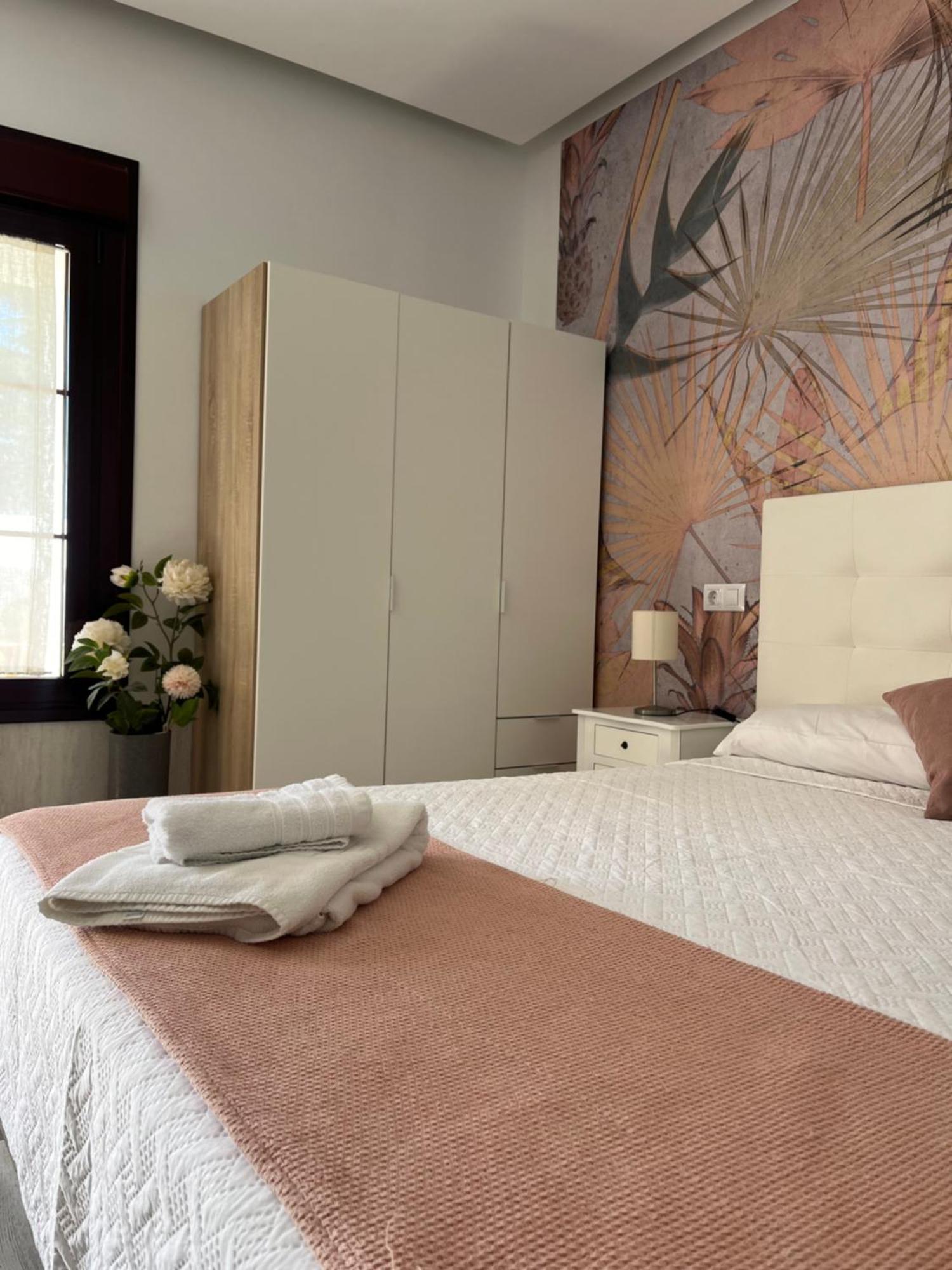 فندق Casa Jardin El Colmenar لاس نافاس ديل ماركيز المظهر الخارجي الصورة