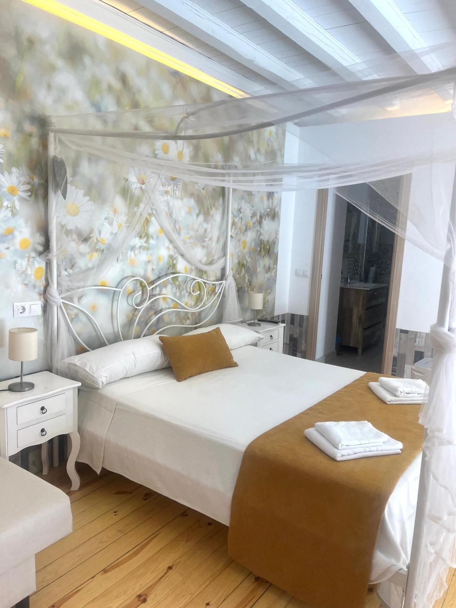 فندق Casa Jardin El Colmenar لاس نافاس ديل ماركيز المظهر الخارجي الصورة