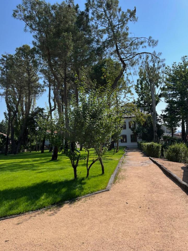 فندق Casa Jardin El Colmenar لاس نافاس ديل ماركيز المظهر الخارجي الصورة