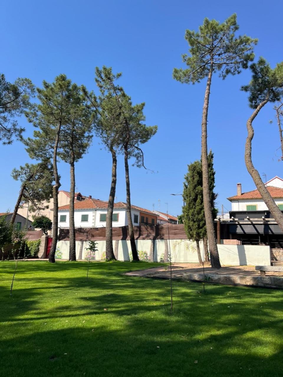 فندق Casa Jardin El Colmenar لاس نافاس ديل ماركيز المظهر الخارجي الصورة