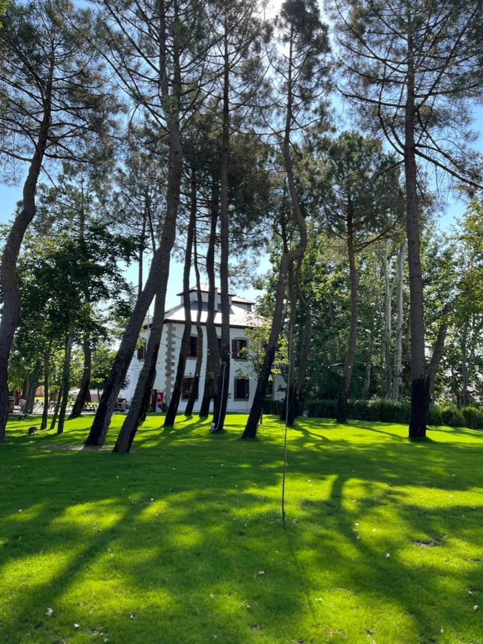 فندق Casa Jardin El Colmenar لاس نافاس ديل ماركيز المظهر الخارجي الصورة