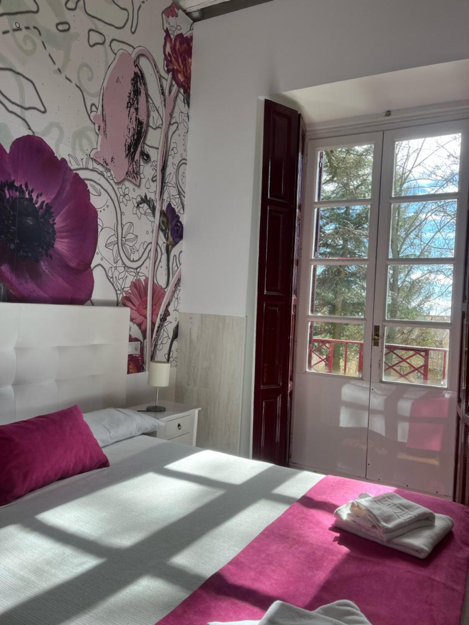 فندق Casa Jardin El Colmenar لاس نافاس ديل ماركيز المظهر الخارجي الصورة