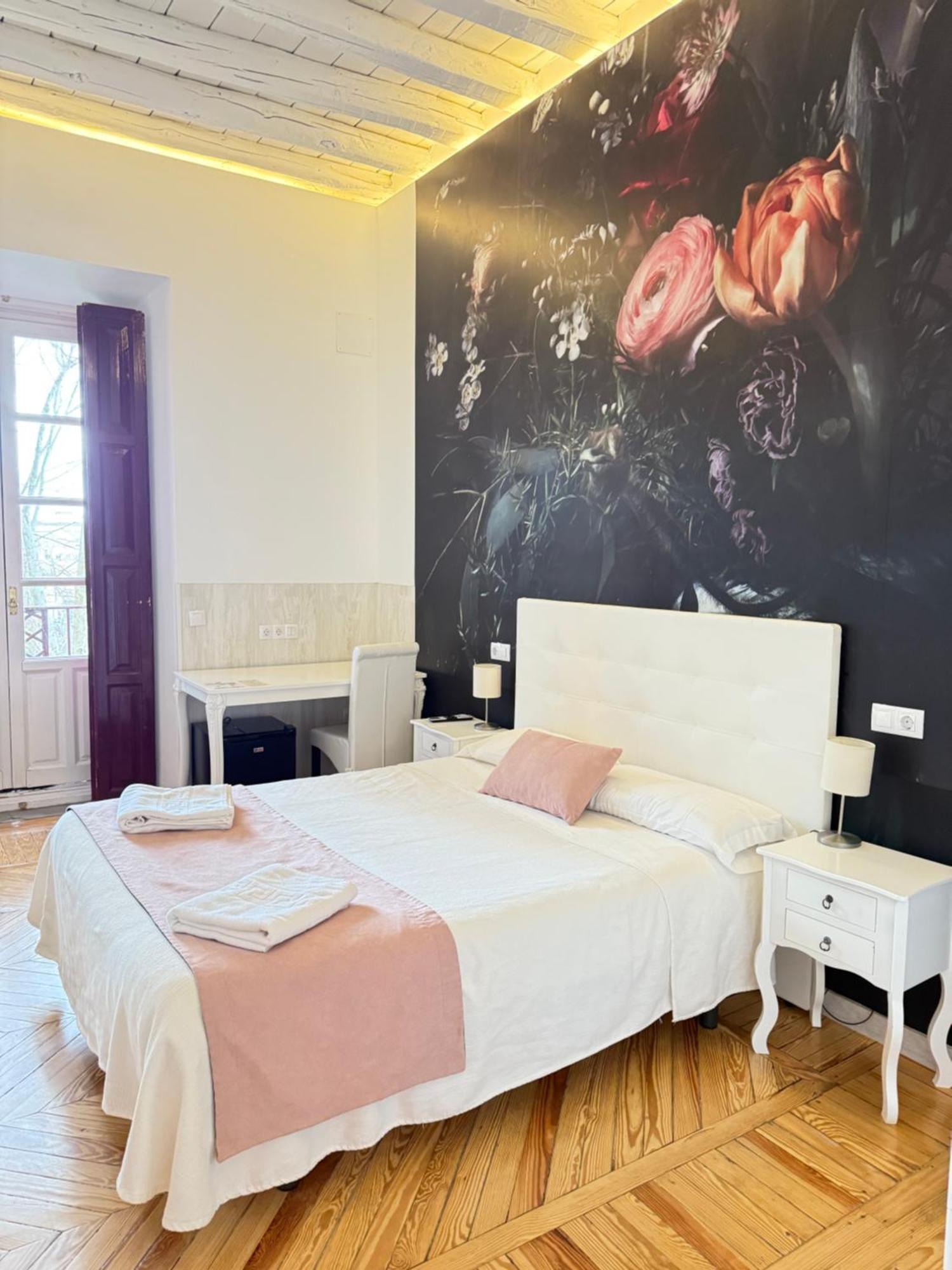 فندق Casa Jardin El Colmenar لاس نافاس ديل ماركيز المظهر الخارجي الصورة