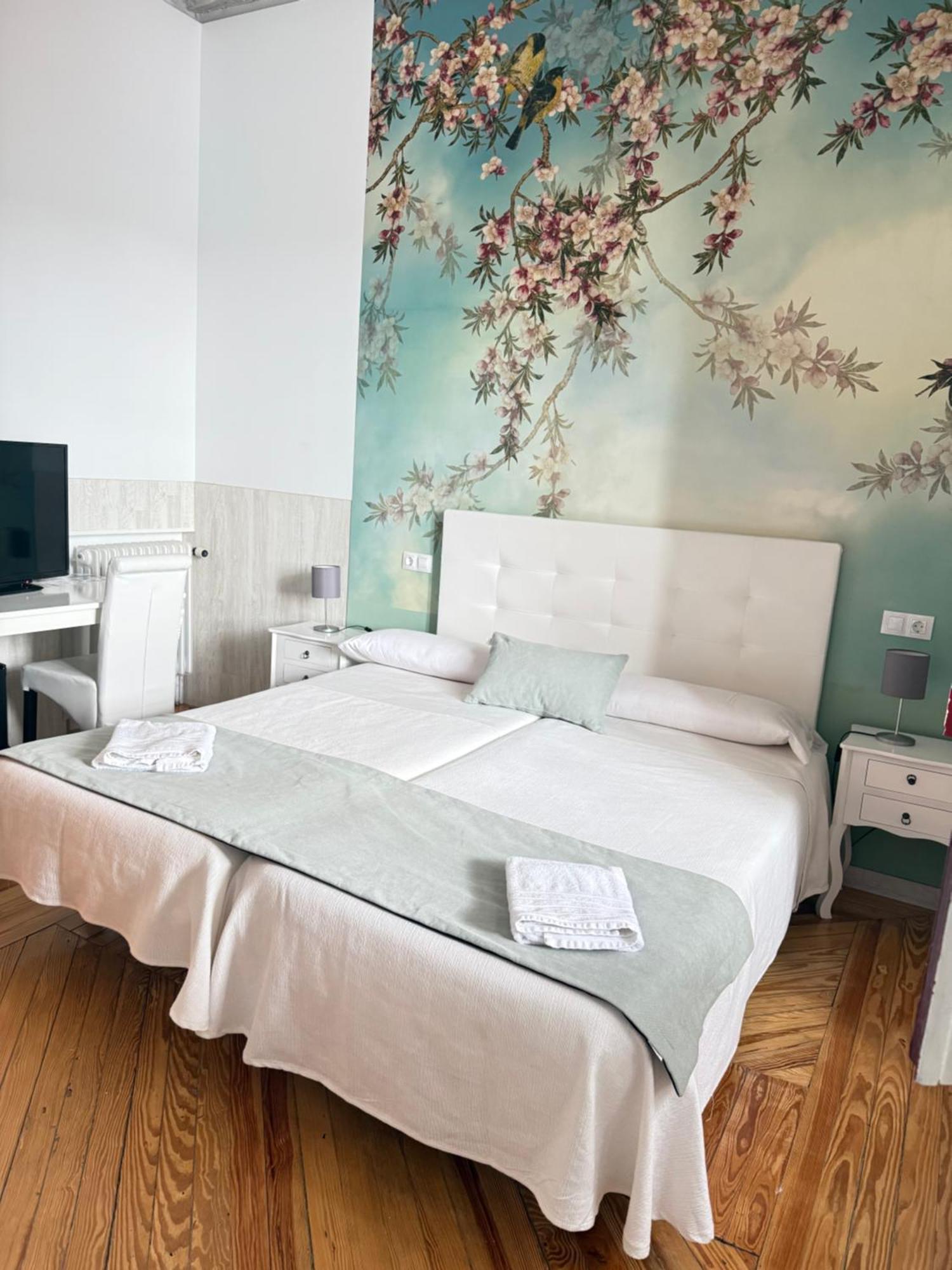 فندق Casa Jardin El Colmenar لاس نافاس ديل ماركيز المظهر الخارجي الصورة